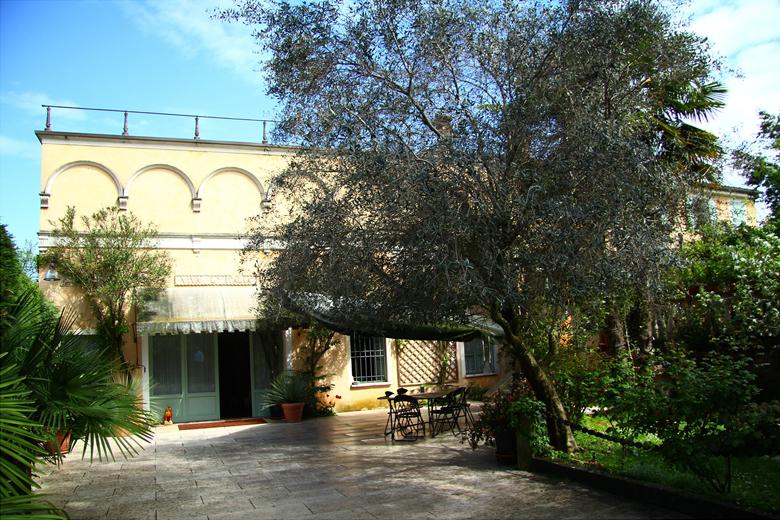 Villa storica in centro città 2