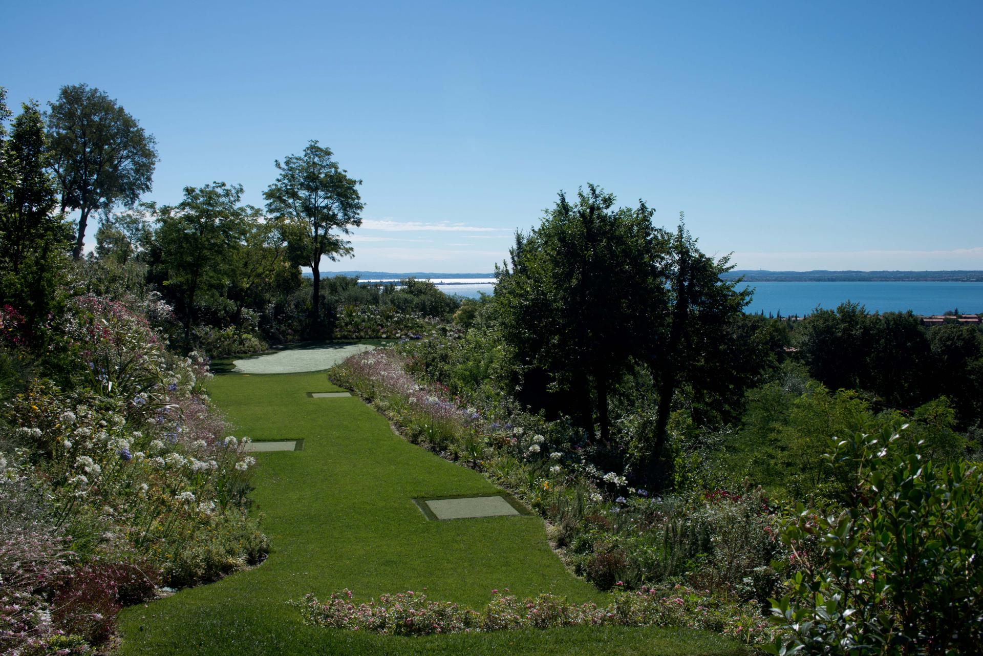 Appartamento maestoso in residence di lusso sul lago di Gard 15